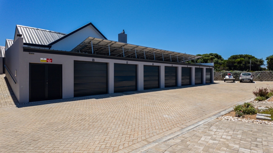 2 Bedroom Property for Sale in Stilbaai Wes Western Cape